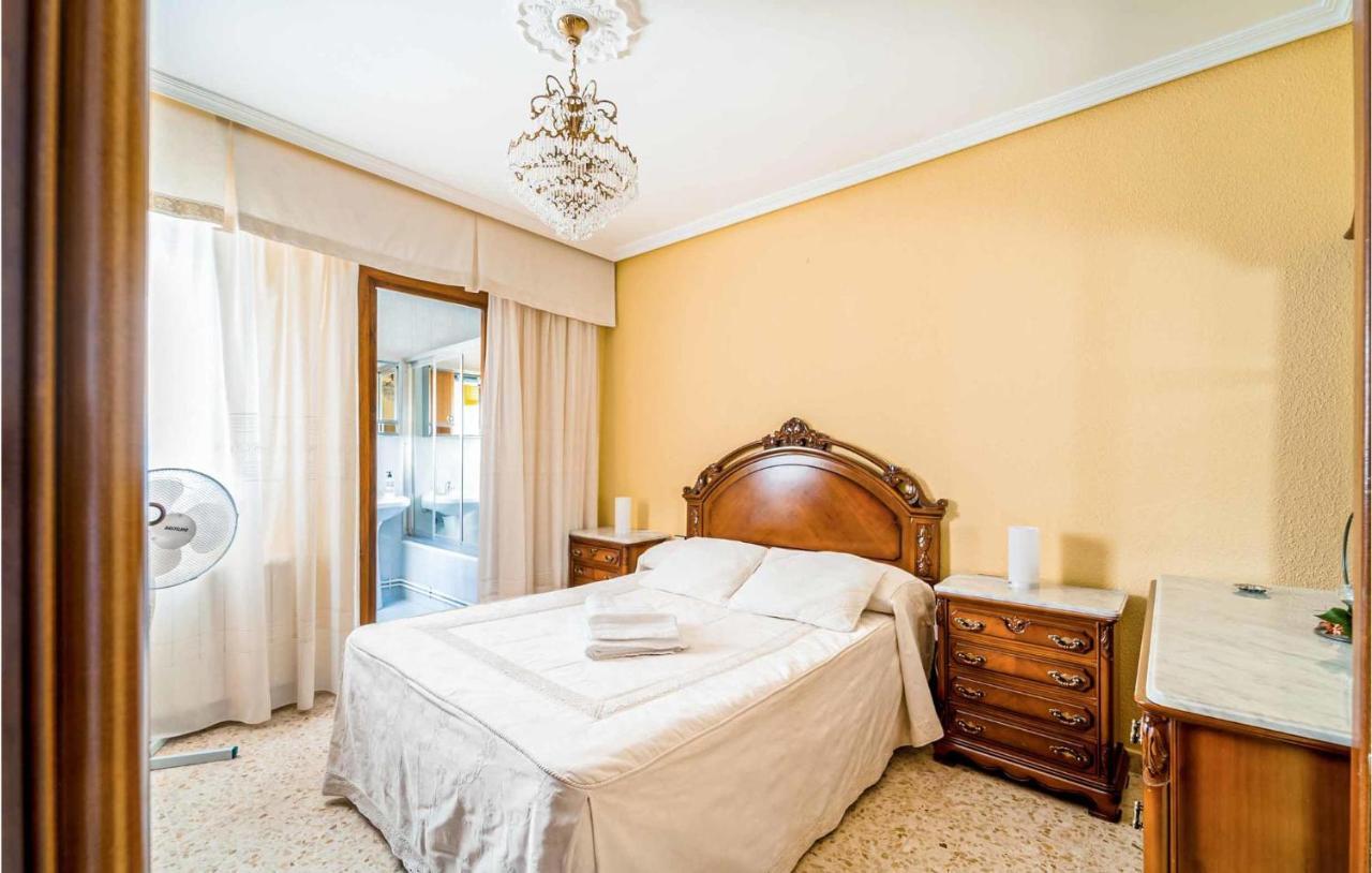 3 Bedroom Cozy Apartment In Pegalajar Exterior foto